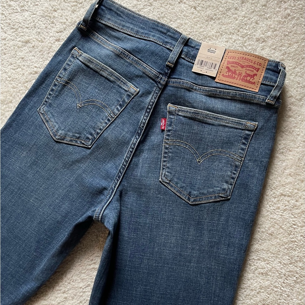 NWT Levi’s 725 High Rise Bootcut Women's Jeans Size 28/32 - Picture 7 of 12